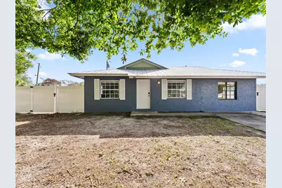 304 8th Avenue SW, Vero Beach, FL 32962 - Photo 2