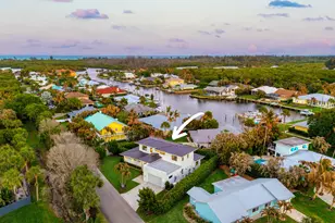 10742 SE Burgee Ct, Hobe Sound, FL 33455 - Photo 2