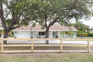 8763 Pinion Dr, Lake Worth, FL 33467 - Photo 8