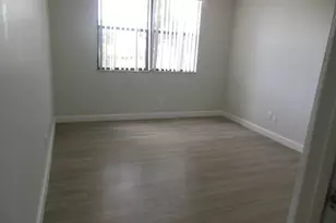 706 Executive Center Dr, West Palm Beach, FL 33401 - Photo 8