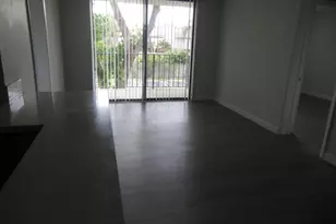 706 Executive Center Dr, West Palm Beach, FL 33401 - Photo 6