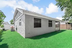 23428 Country Club Dr E, Boca Raton, FL 33428 - Photo 28
