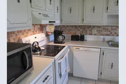 1830 NW 18th Street #201, Delray Beach, FL 33445 - Photo 12