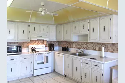 1830 NW 18th Street #201, Delray Beach, FL 33445 - Photo 10