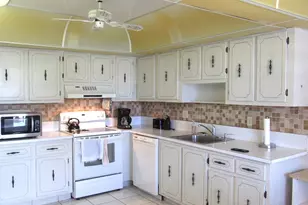 1830 NW 18th St, Delray Beach, FL 33445 - Photo 10