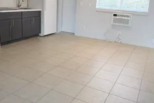 1017 SE 3rd St, Deerfield Beach, FL 33441 - Photo 8