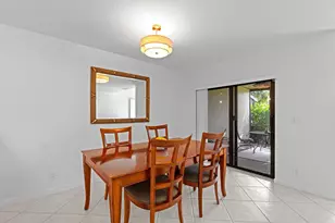 6079 Glendale Dr, Boca Raton, FL 33433 - Photo 6