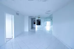 465 Paradise Isle Blvd, Hallandale Beach, FL 33009 - Photo 16