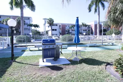 465 Paradise Isle Boulevard #110, Hallandale Beach, FL 33009 - Photo 26