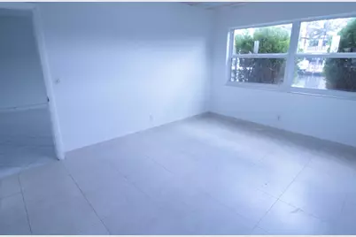 465 Paradise Isle Boulevard #110, Hallandale Beach, FL 33009 - Photo 12