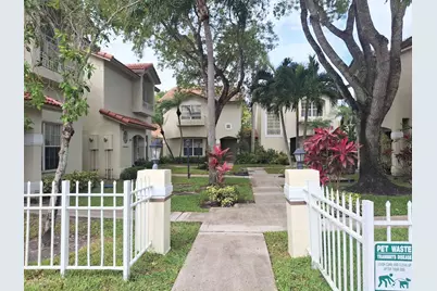 408 NW 108th Terrace NW #408, Pembroke Pines, FL 33026 - Photo 2