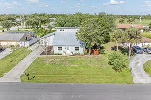 680 Mulberry St, Sebastian, FL 32958 - Photo 4