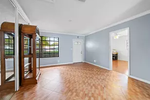 5018 SW 91st Terrace, Cooper City, FL 33328 - Photo 4