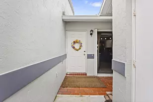 2640 Gately Dr W, West Palm Beach, FL 33415 - Photo 4