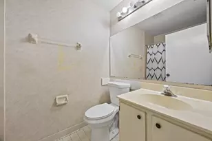 2640 Gately Dr W, West Palm Beach, FL 33415 - Photo 14