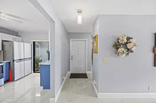 2640 Gately Dr W, West Palm Beach, FL 33415 - Photo 6