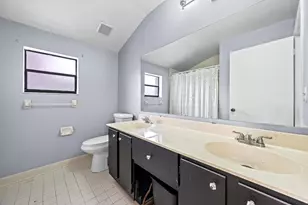 2640 Gately Dr W, West Palm Beach, FL 33415 - Photo 32