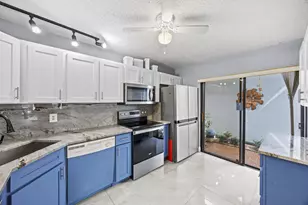2640 Gately Dr W, West Palm Beach, FL 33415 - Photo 8