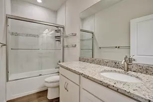 1300 Eucalyptus Dr, Hollywood, FL 33021 - Photo 14