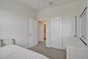 1300 Eucalyptus Dr, Hollywood, FL 33021 - Photo 18
