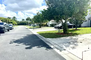 10614 Lake Shore Dr, Wellington, FL 33414 - Photo 38