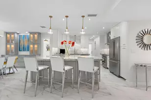 1114 W Cypress Dr, Pompano Beach, FL 33069 - Photo 2