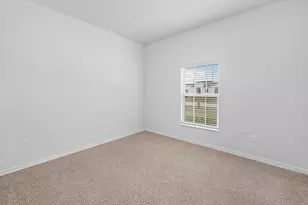 7945 105th Ct, Vero Beach, FL 32967 - Photo 16