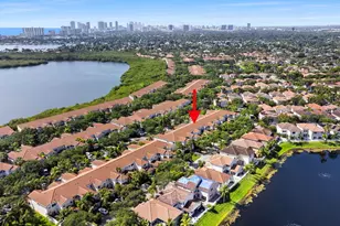 1551 Seagrape Way, Hollywood, FL 33019 - Photo 2