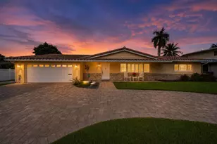 2401 SE 8th Ct, Pompano Beach, FL 33062 - Photo 2