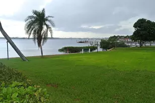 825 Center St, Jupiter, FL 33458 - Photo 22