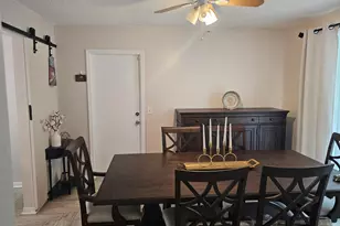 421 SE Skipper Ln, Port Saint Lucie, FL 34983 - Photo 6
