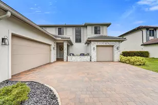 13025 Addilyn Ct, Davie, FL 33325 - Photo 2