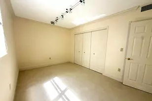 21085 NE 34th Ave, Aventura, FL 33180 - Photo 18
