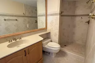 21085 NE 34th Ave, Aventura, FL 33180 - Photo 10
