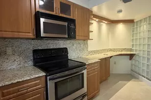 21085 NE 34th Ave, Aventura, FL 33180 - Photo 8