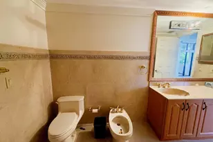 21085 NE 34th Ave, Aventura, FL 33180 - Photo 16