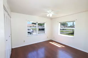 1217 S Lakes End Dr, Fort Pierce, FL 34982 - Photo 42