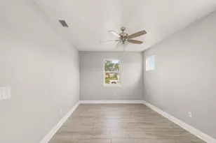 980 SW Connecticut Terrace, Port Saint Lucie, FL 34953 - Photo 16