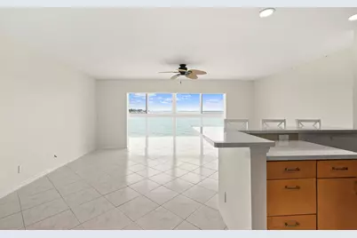 400 Wilma Circle #207, Riviera Beach, FL 33404 - Photo 4