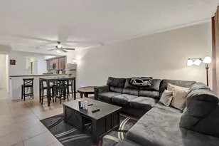 8266 NW 24th St, Coral Springs, FL 33065 - Photo 8