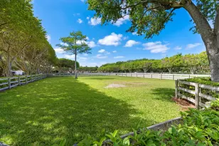 3151 Hickstead Pl, Wellington, FL 33414 - Photo 36
