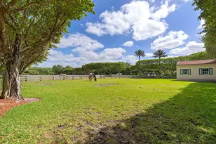 3151 Hickstead Pl, Wellington, FL 33414 - Photo 30
