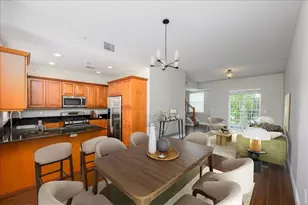 538 NE 7th Ave, Fort Lauderdale, FL 33301 - Photo 6
