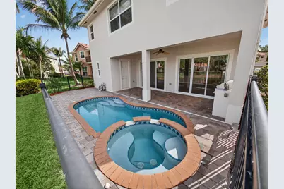 12054 Aviles Circle, Palm Beach Gardens, FL 33418 - Photo 42
