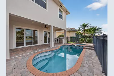 12054 Aviles Circle, Palm Beach Gardens, FL 33418 - Photo 38