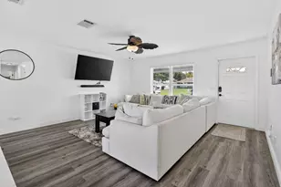 161 SW Dalva Ave, Port Saint Lucie, FL 34984 - Photo 14