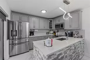 1017 10th Way, West Palm Beach, FL 33407 - Photo 2