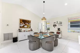 104 Hidden Hollow, Palm Beach Gardens, FL 33418 - Photo 6