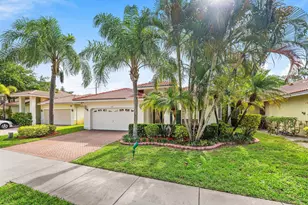 104 Hidden Hollow, Palm Beach Gardens, FL 33418 - Photo 4