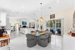 104 Hidden Hollow, Palm Beach Gardens, FL 33418 - Photo 6